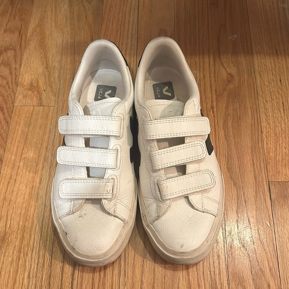 Veja Velcro Sneakers